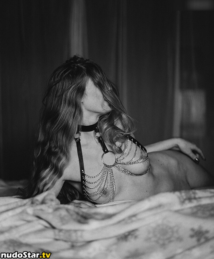 thinloth Изтекли Голи OnlyFans Снимки #33
